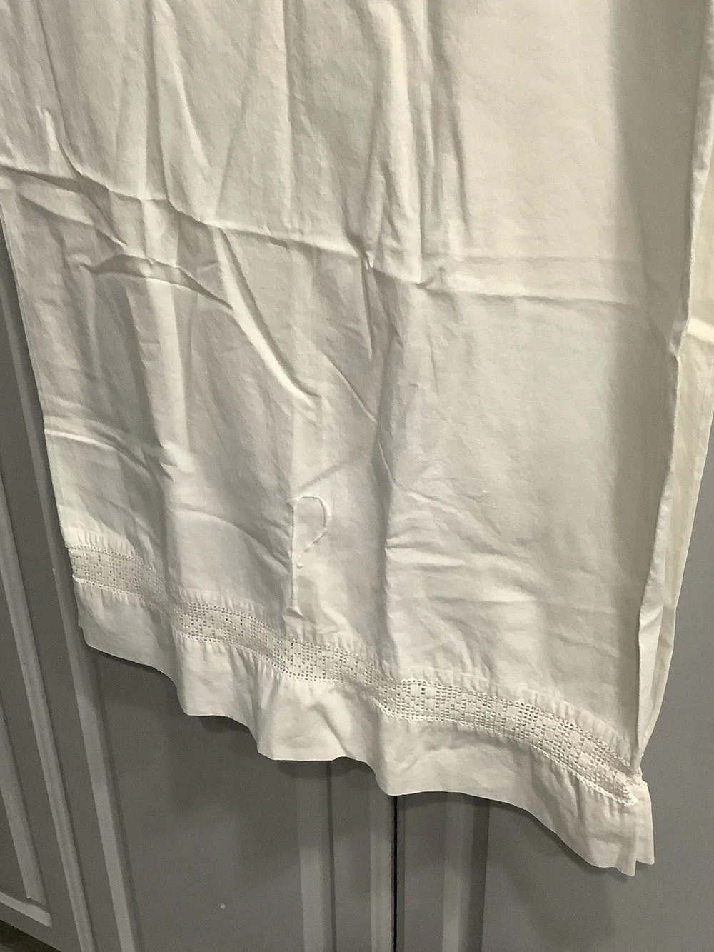 Shabby Chic Vtg Off Wht, Pillowcase, French Linen, Hemstitch “P” Monogram Detail